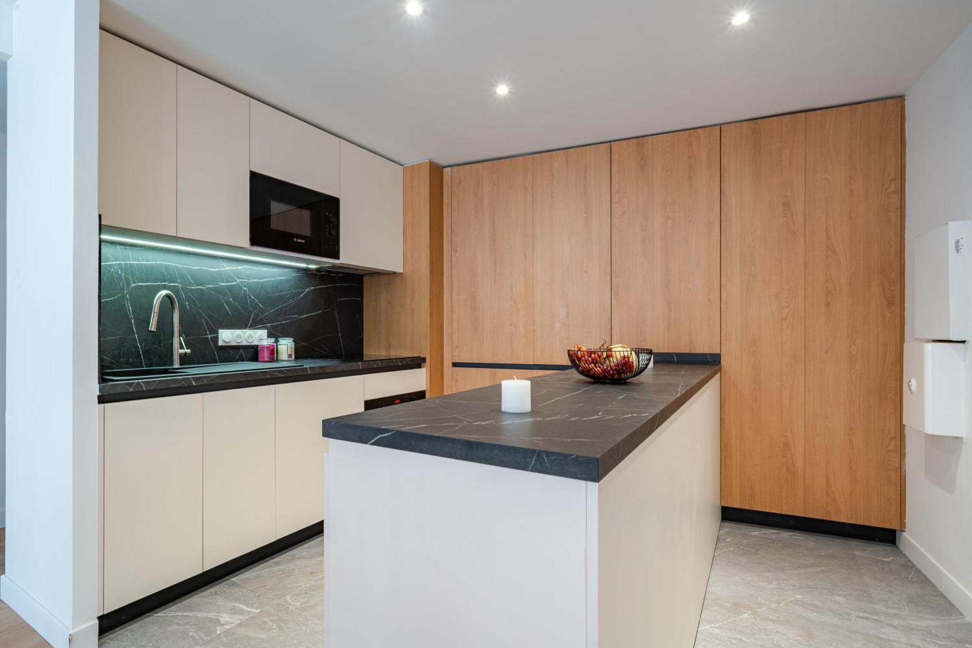 Near Old Town And Apartment Fully Renovated Nice Exterior foto