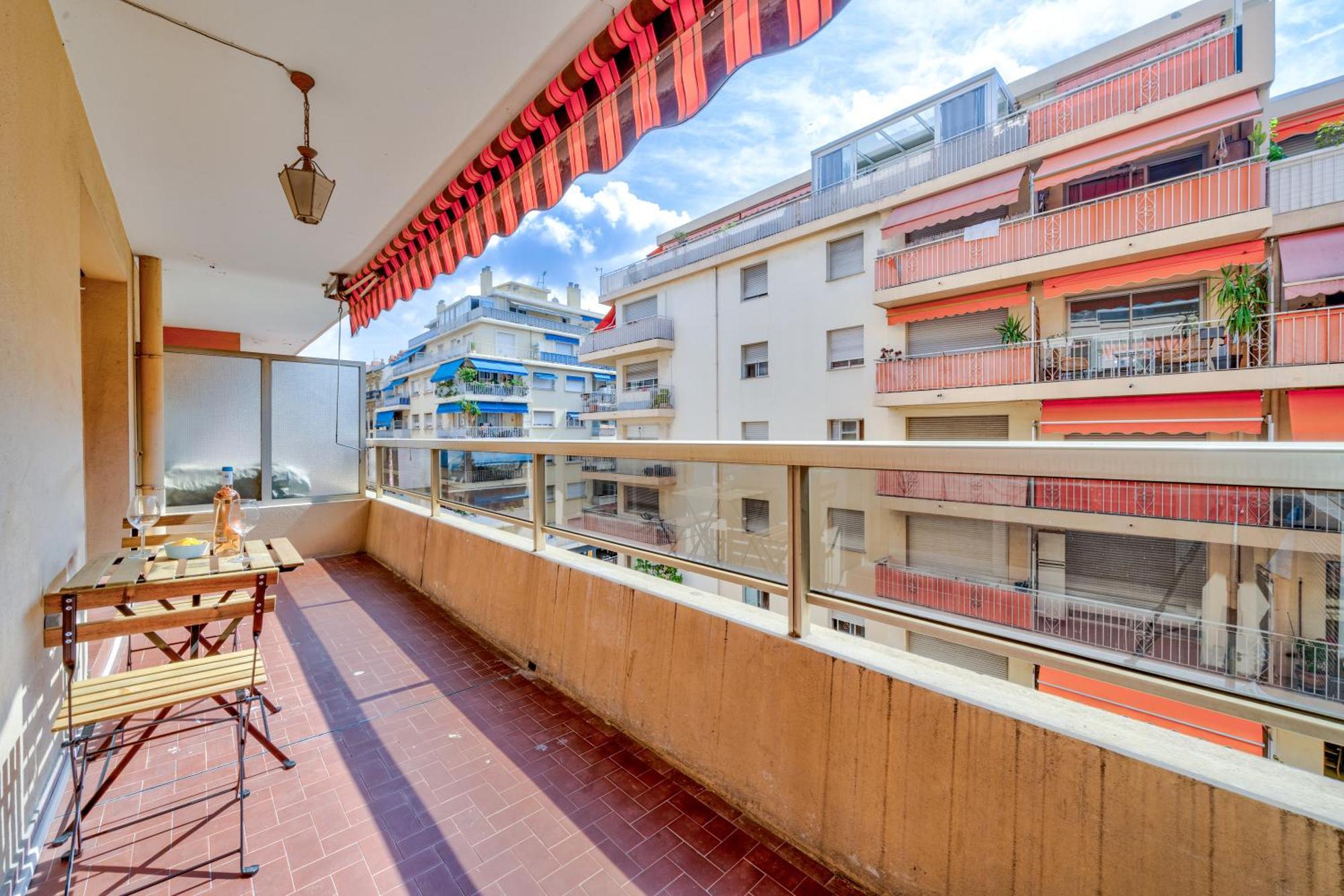 Near Old Town And Apartment Fully Renovated Nice Exterior foto