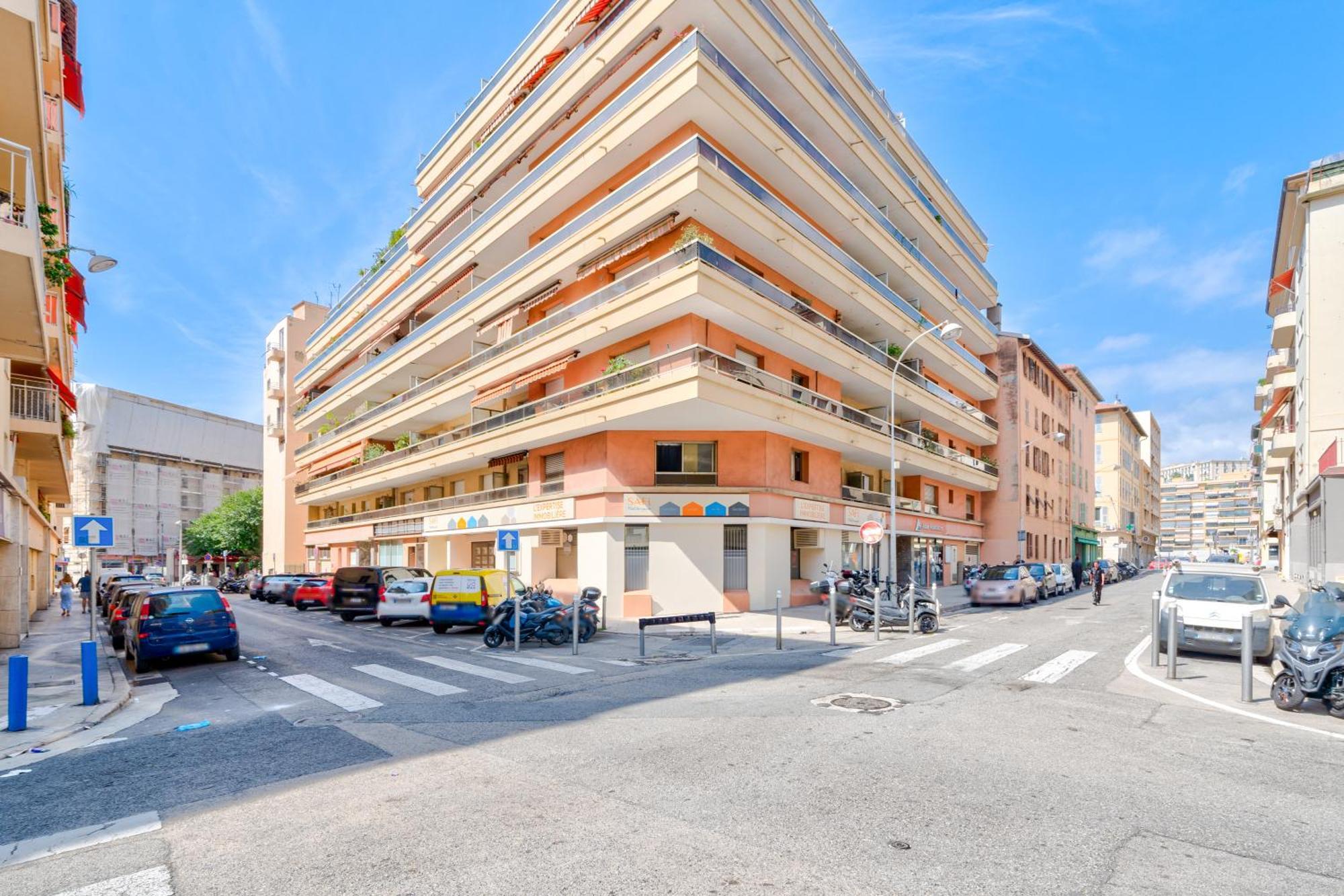 Near Old Town And Apartment Fully Renovated Nice Exterior foto